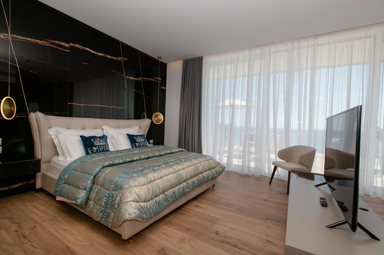 Empire Beach Resort Adults Only Dhërmi Εξωτερικό φωτογραφία
